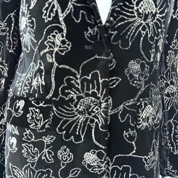 NWT!!! The  Kooples women velvet jacket size 38 FR or 8US Retail 645$ - Picture 2 of 12